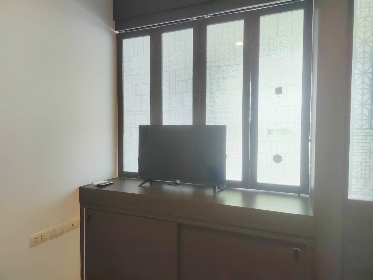 185eb087b1a54868918f82b8be65cf51