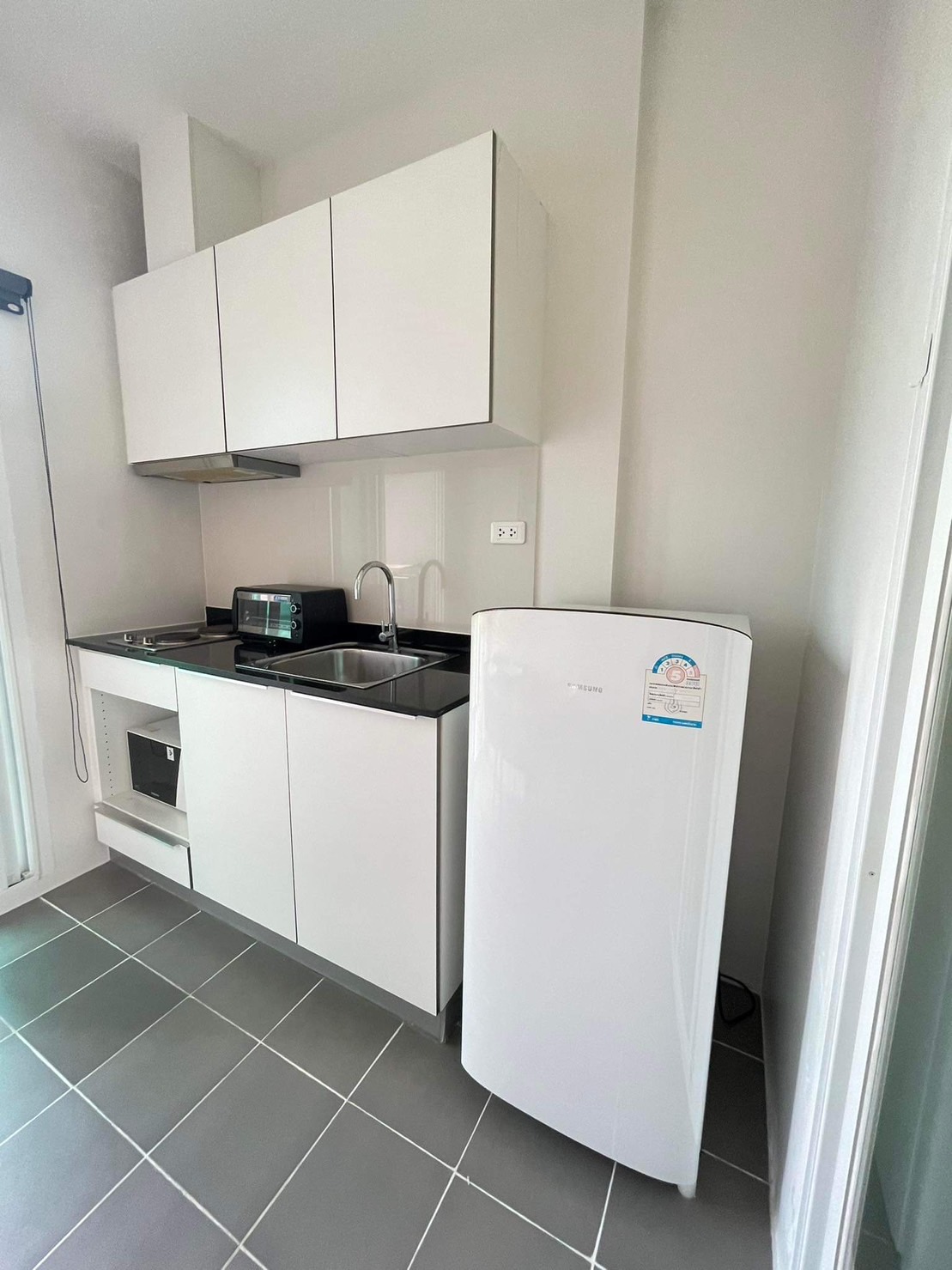 563e9b79cf244cb09be80e66966785d7