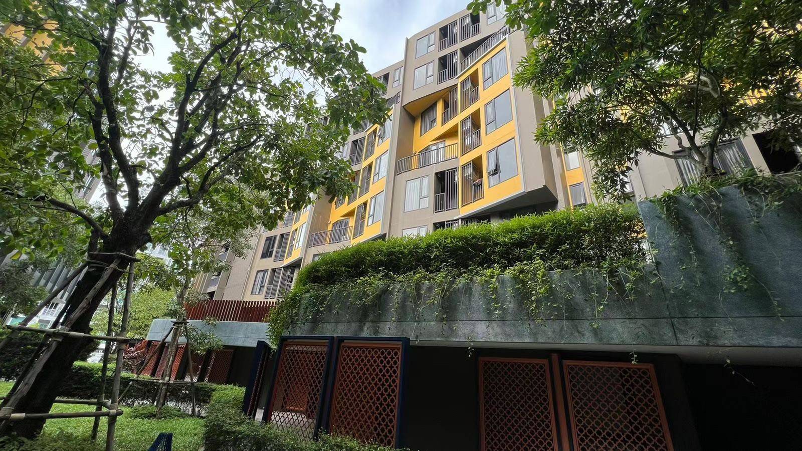 5d4b333a4a7644e58b76cde135a86737