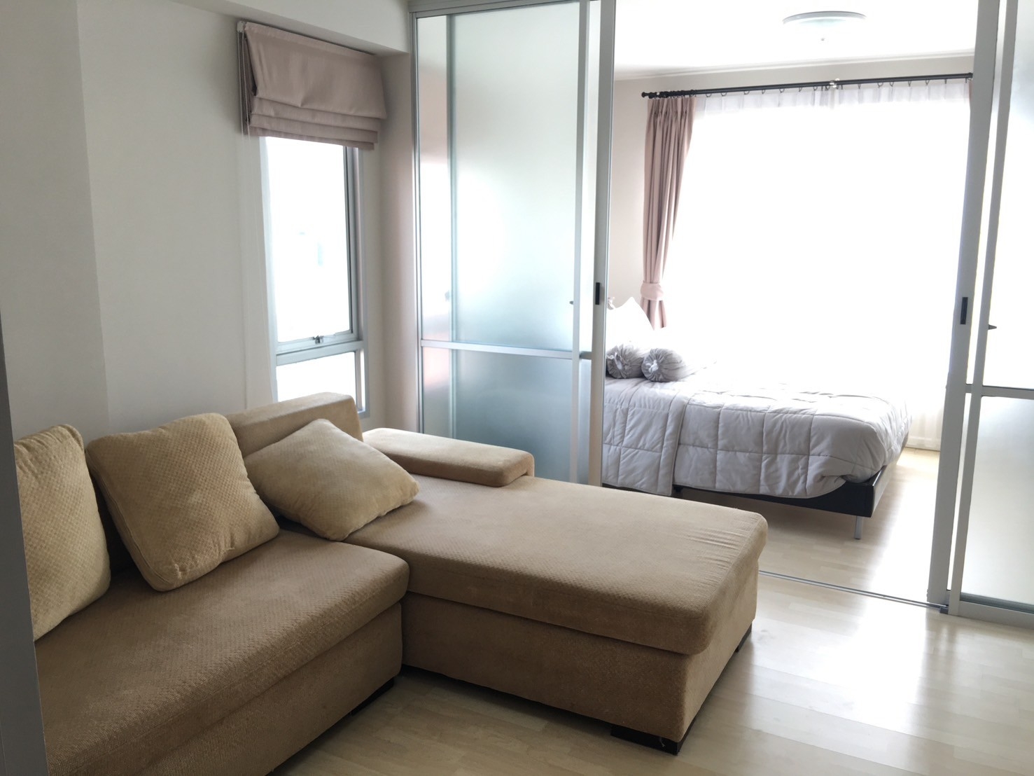 f637679dcc074360880b6ee3256f4f53