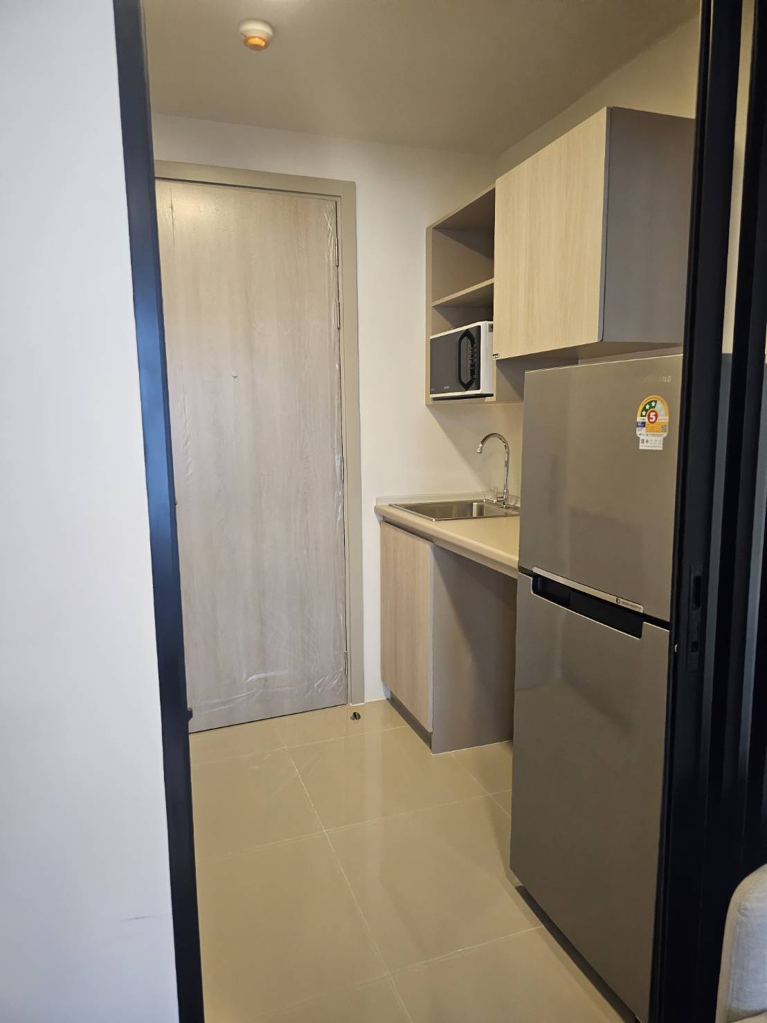 0f75c7f7a9d7412e9b60afba5292e594-1