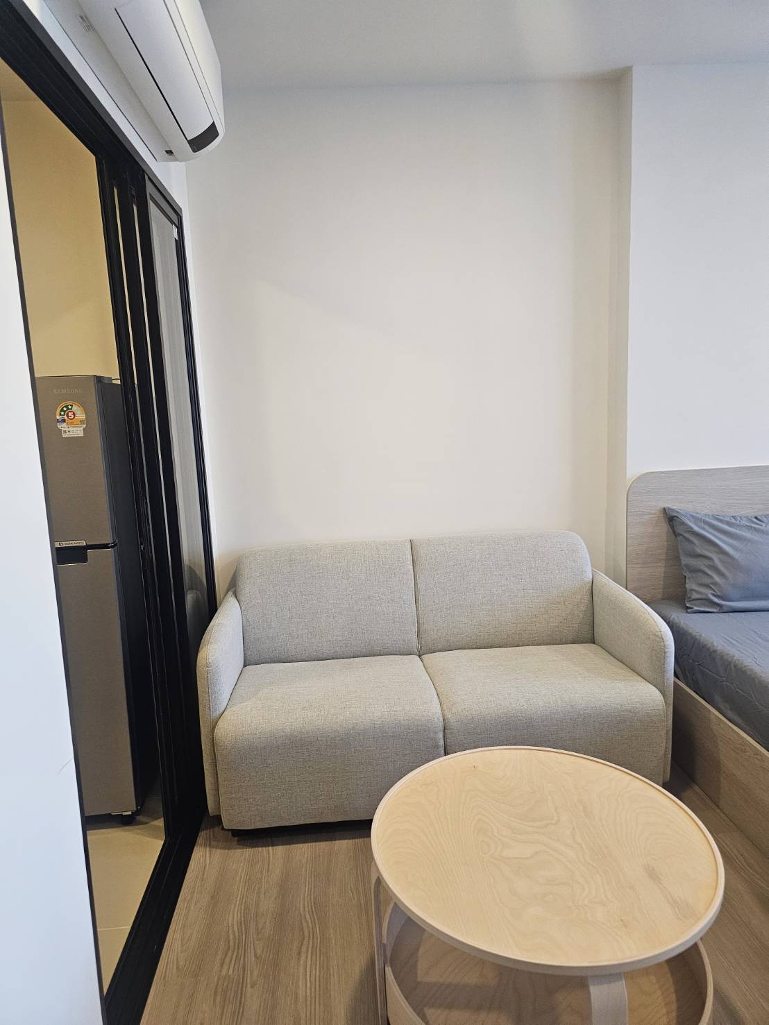 1a0952216247425894adc055b36351e5-1