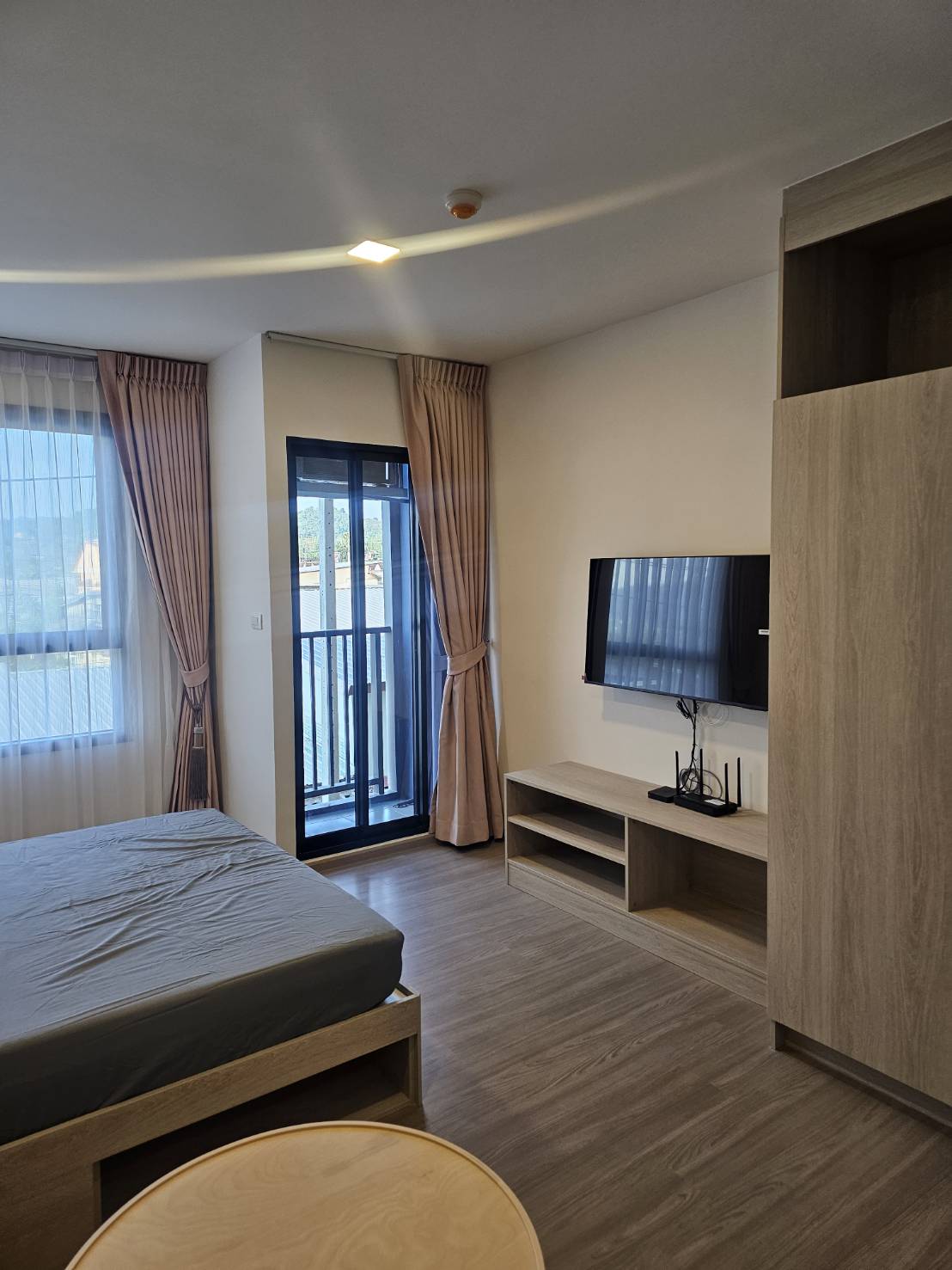 3f39708c12754779b3b40355aa1ad4e8-1