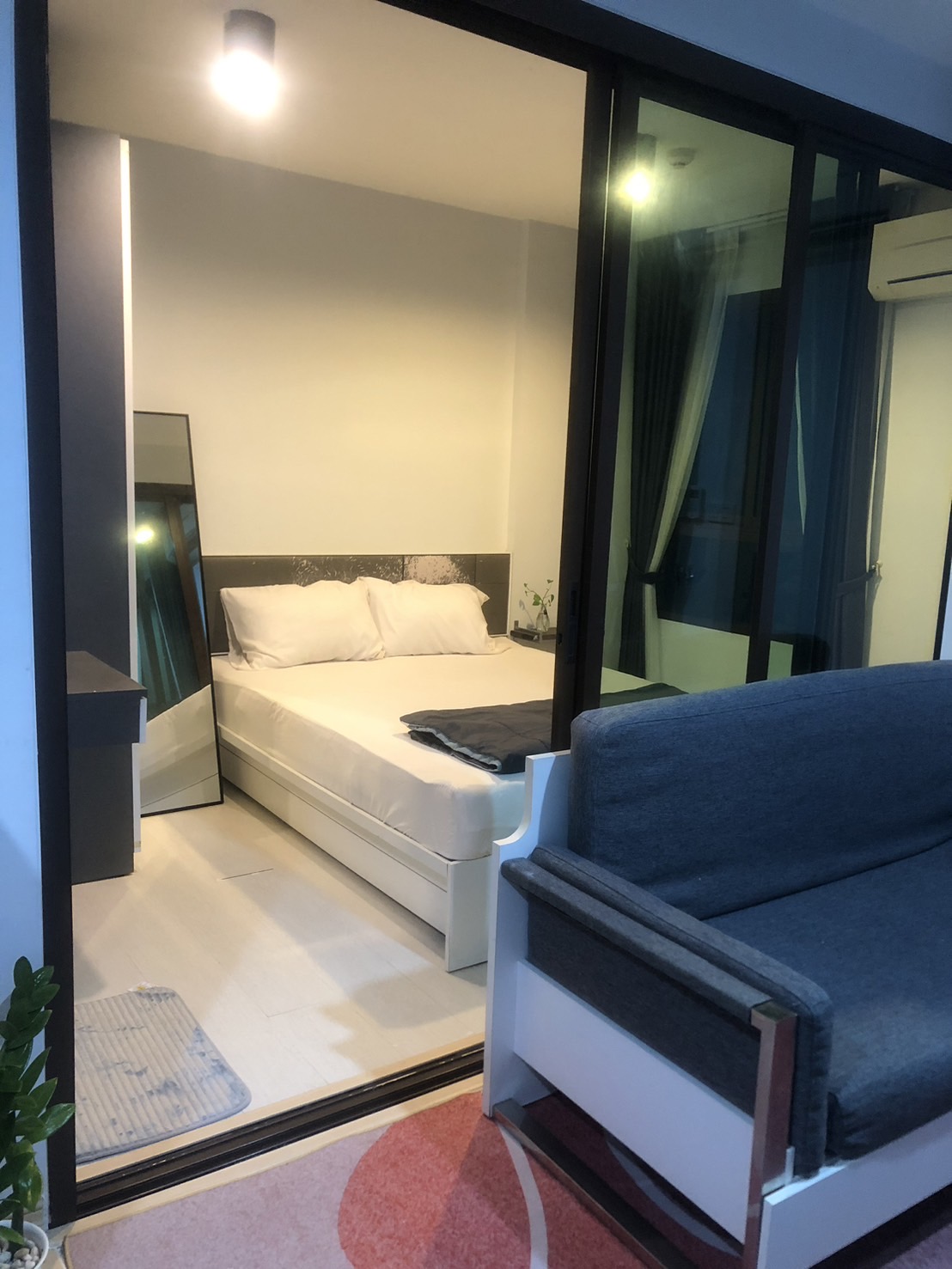 85b246af38ae4265a73df61f2e2efd6c-1