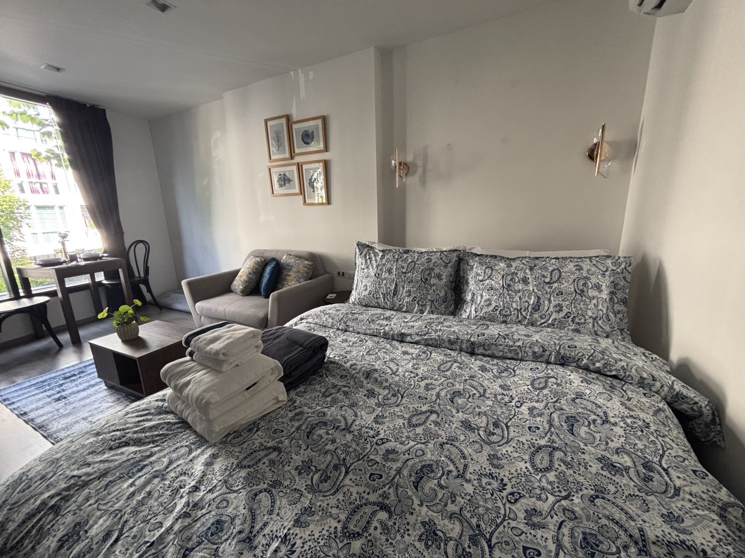 b2d89713532a4fb6803ff33bebc66a73