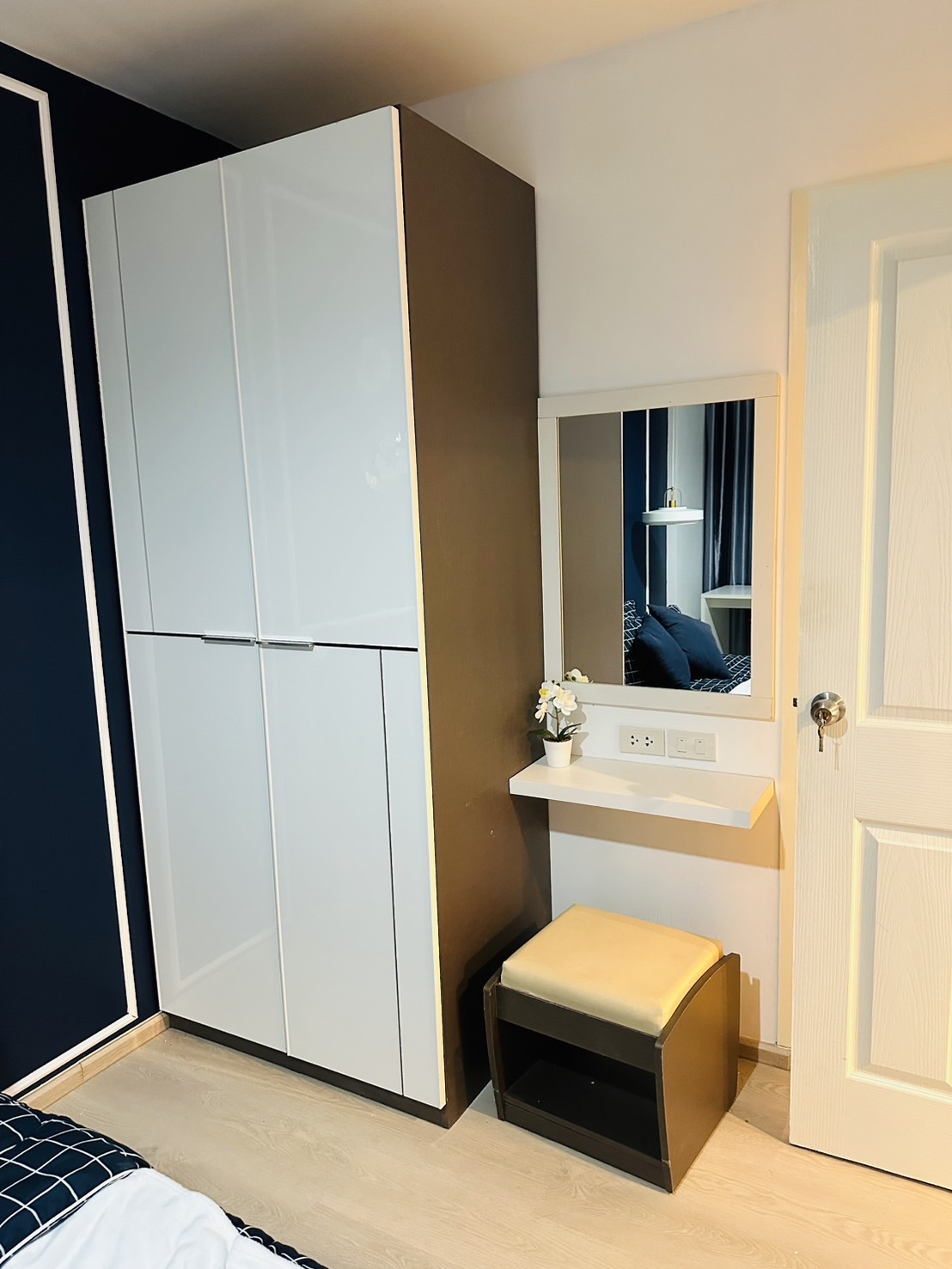 f53029209cb24972b553ae1247c0a3ab-1