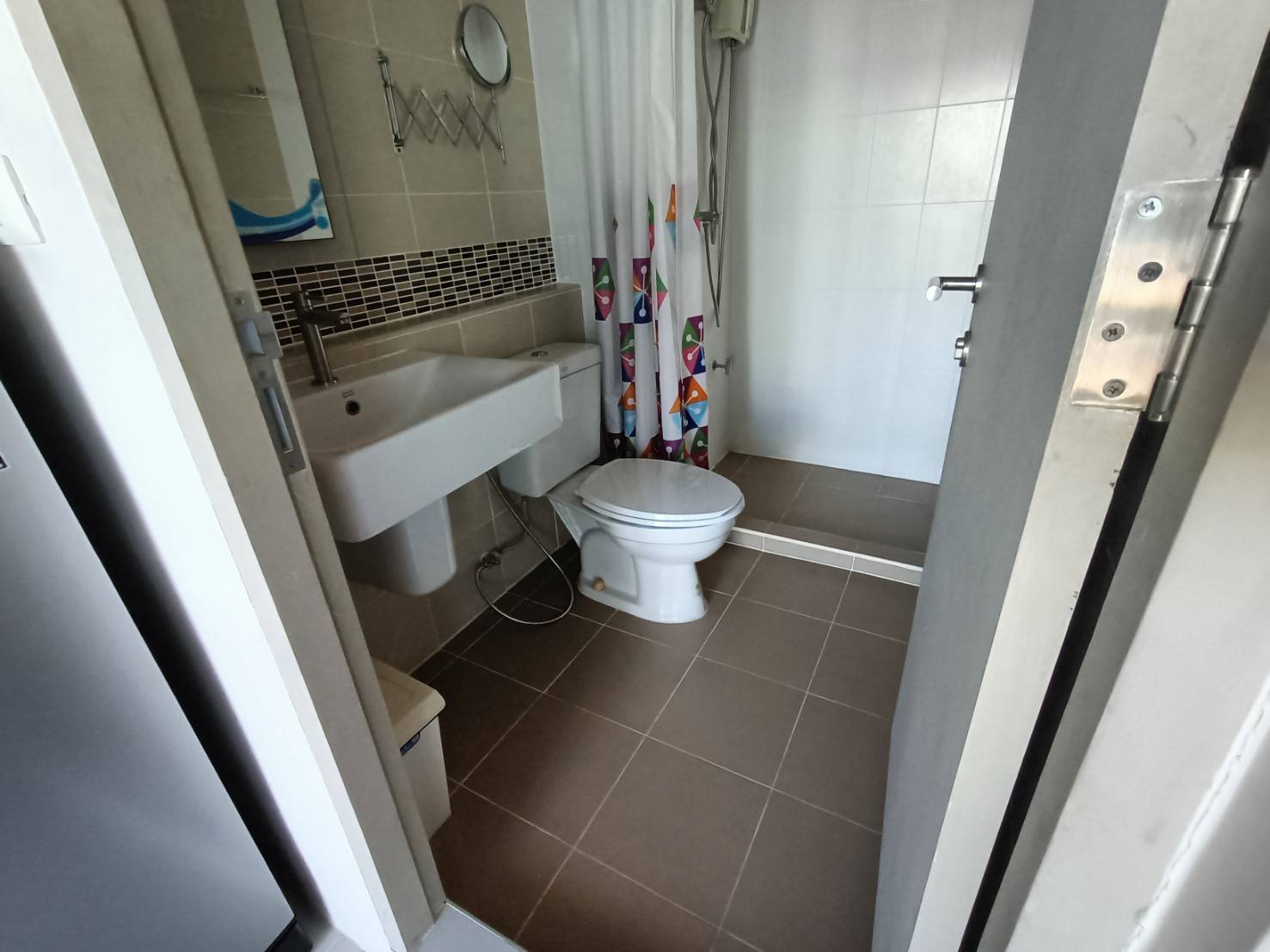 3dc74c1748944953a9dae2d9f4d5630e