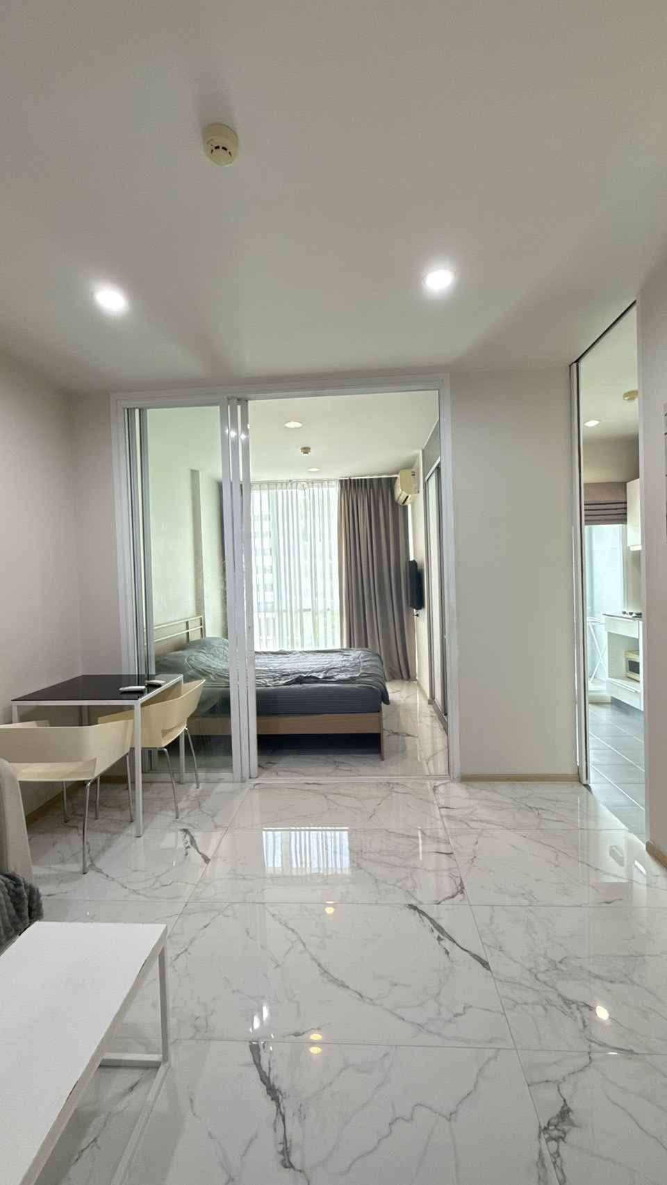 5d1c034d8fcd4ceca9ce70995324d40e