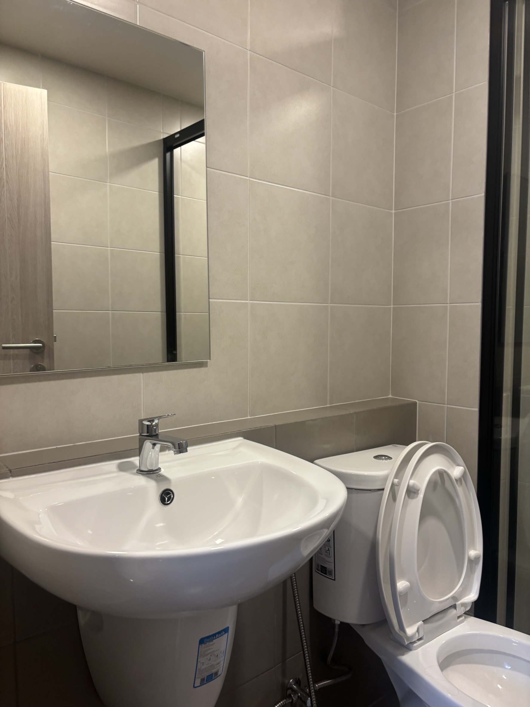 c716449fed9b4f5080ae27eeb2733c32