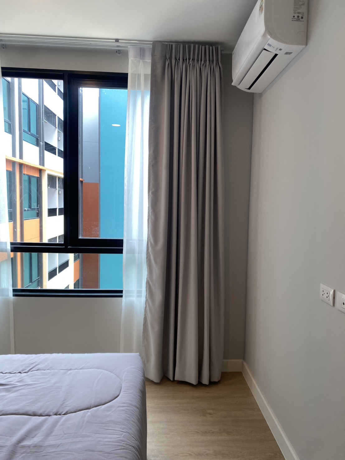 192efa474bc54f33a299d71b37b9bee8-1