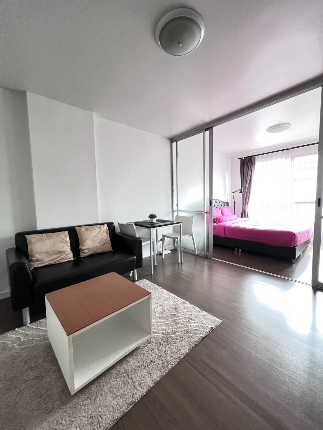 2c3c674b755841dda0d92dbf9922b976-1