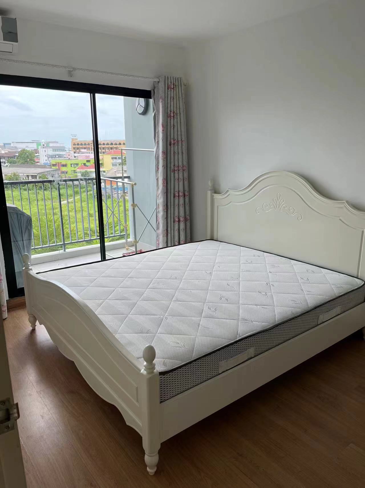 40a44f53db54469d9e016214b2976e74