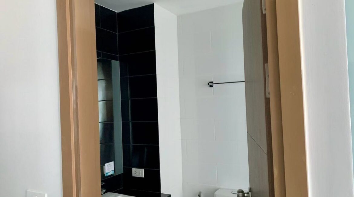 413538dd427842ccb5ebf8bd68dc89ba-1