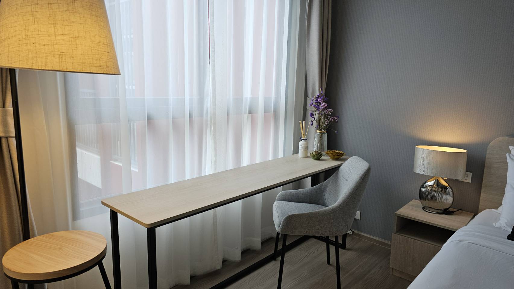 501bc795596b4fa487e9ab24968530eb-2