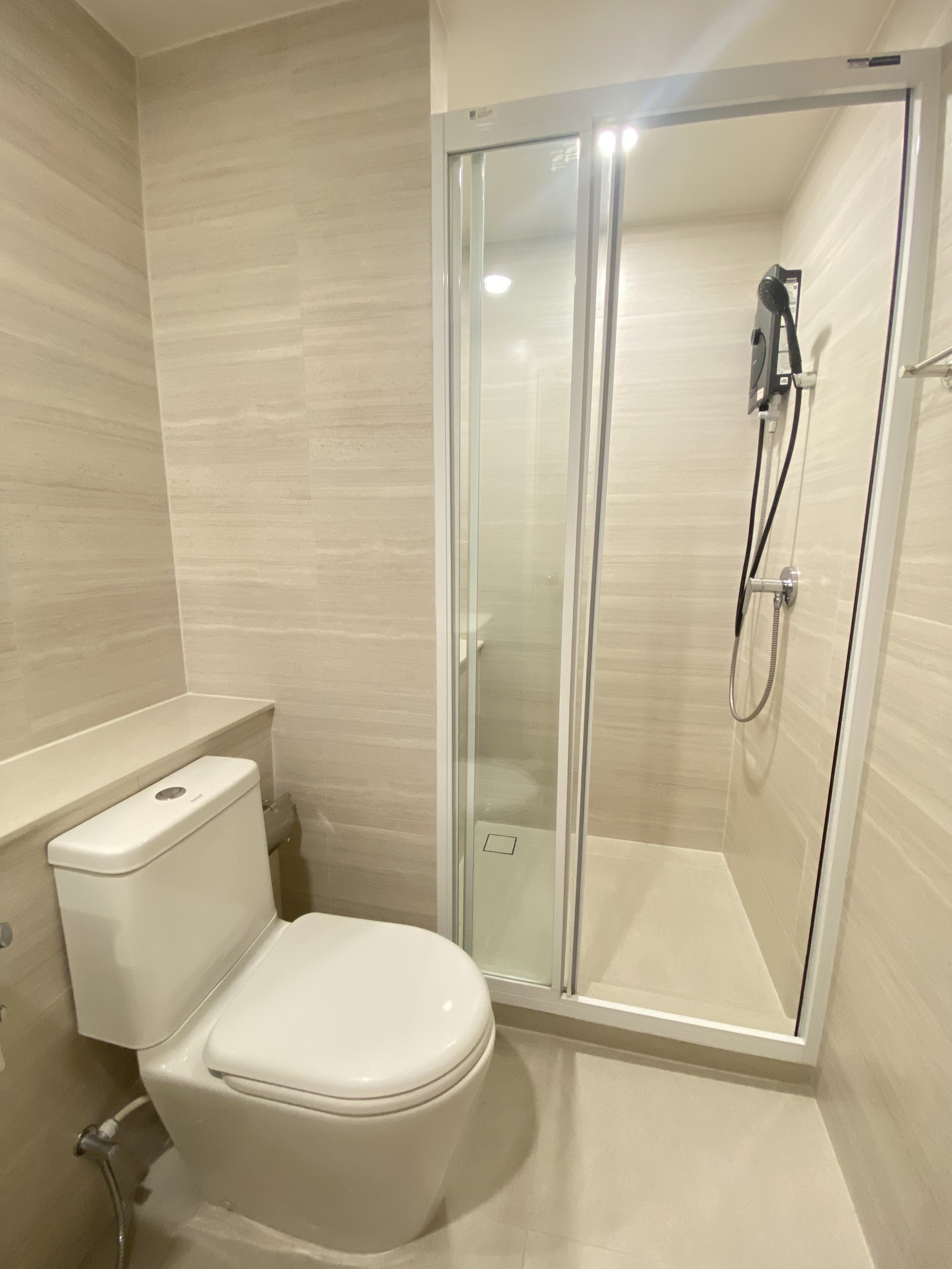 90A4ACF5-1014-4D6F-9731-523CBA4FA586-1