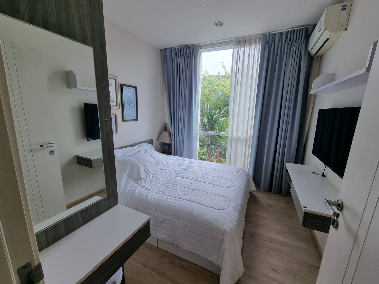 95d3e6dc1f2140a3b398ecd75146ab42-1