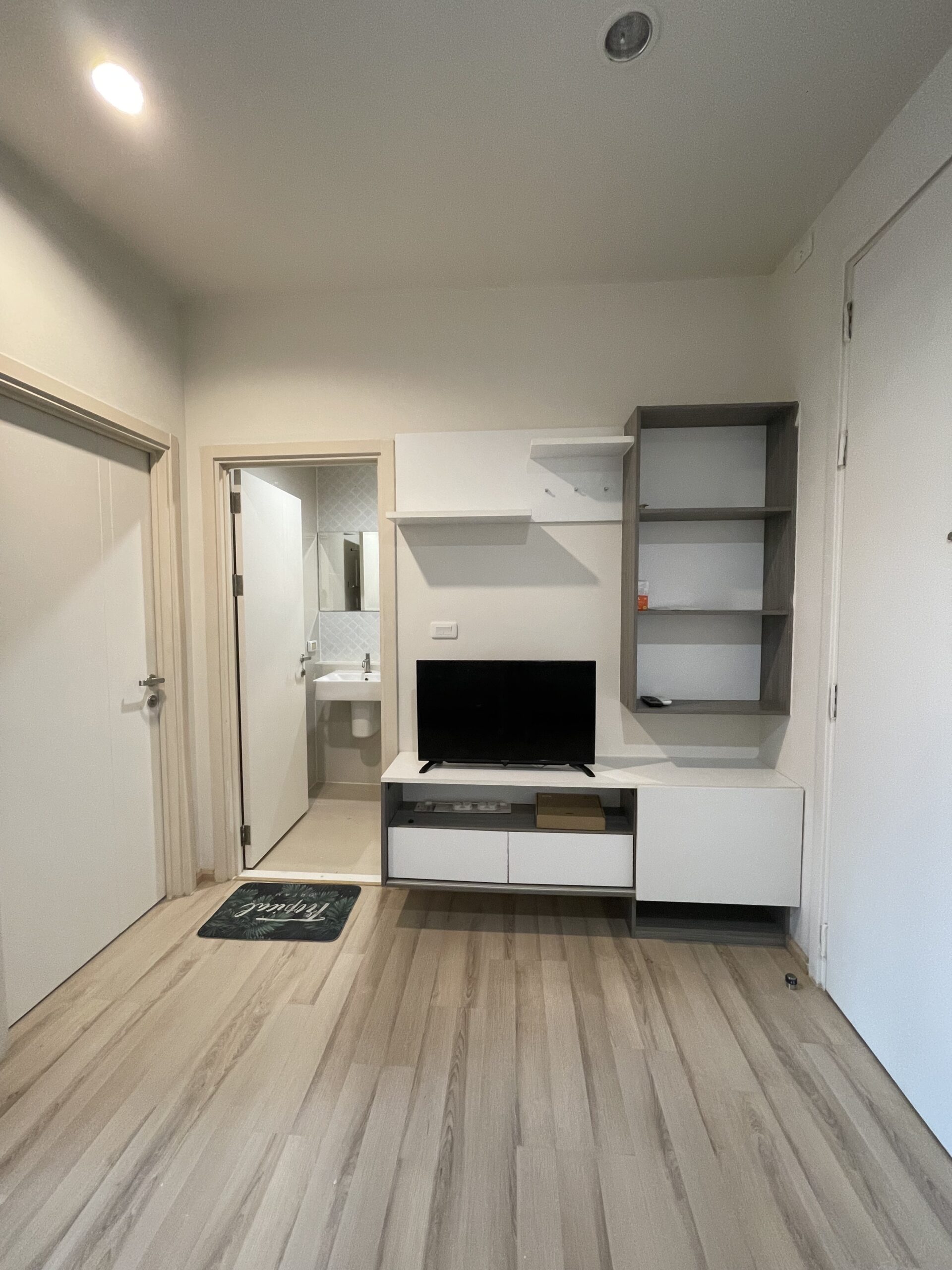 B0221849-0F22-487E-89BA-F12FDAE9FF47-2