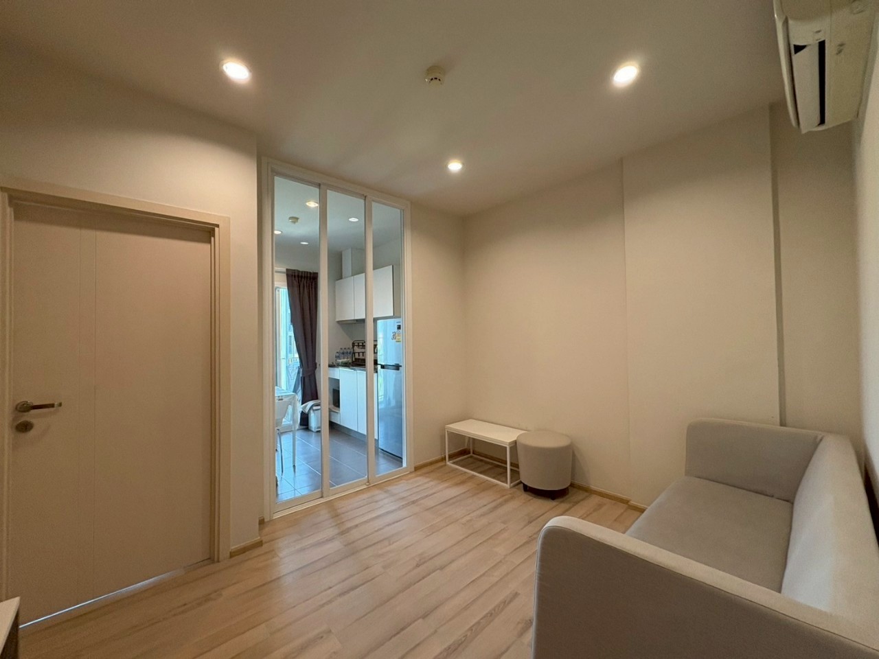 LINE_ALBUM_5103_250730_5-1