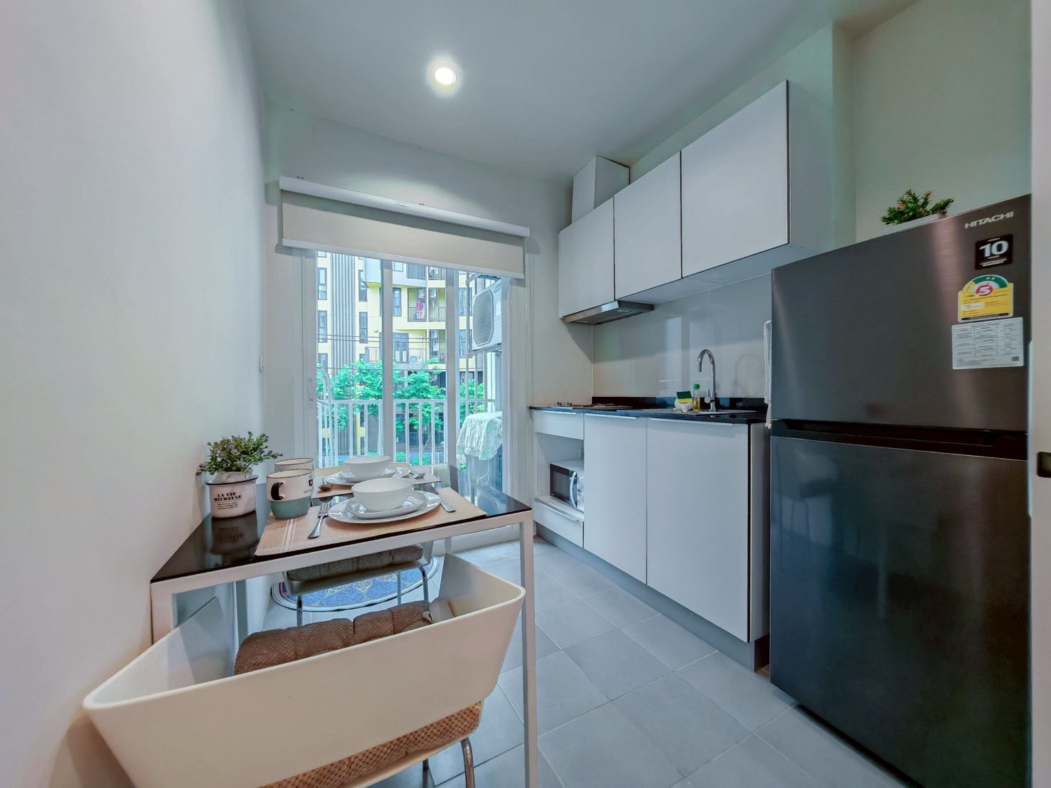 LINE_ALBUM_The-Base-Downtown-5187_250723_1-2