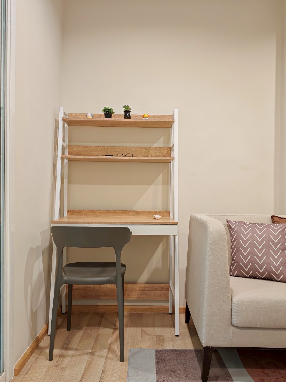 LINE_ALBUM_The-Base-Downtown-5187_250723_9-1