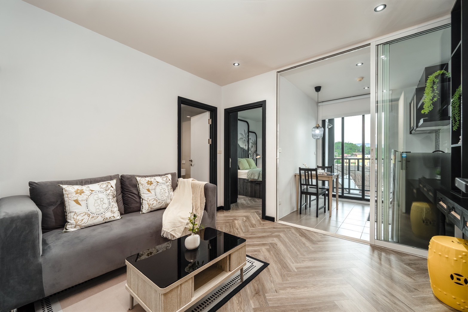 LINE_ALBUM_เดอะเบสไฮท์-ชั้น-5_250801_15