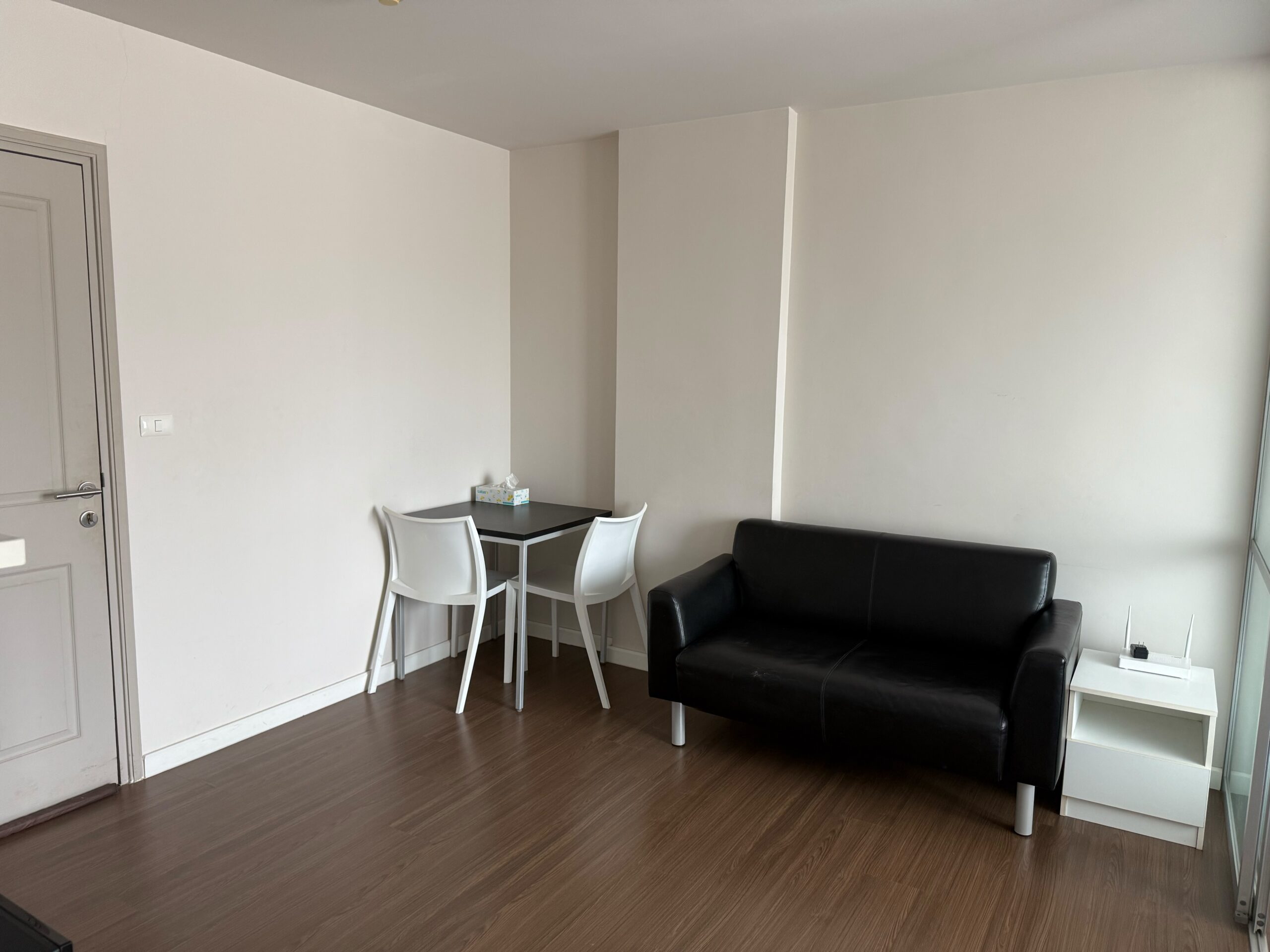 b294a3dc1b004f61a79329571c801dc3-1