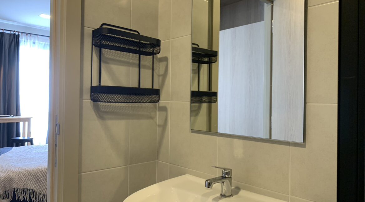 bathroom-01