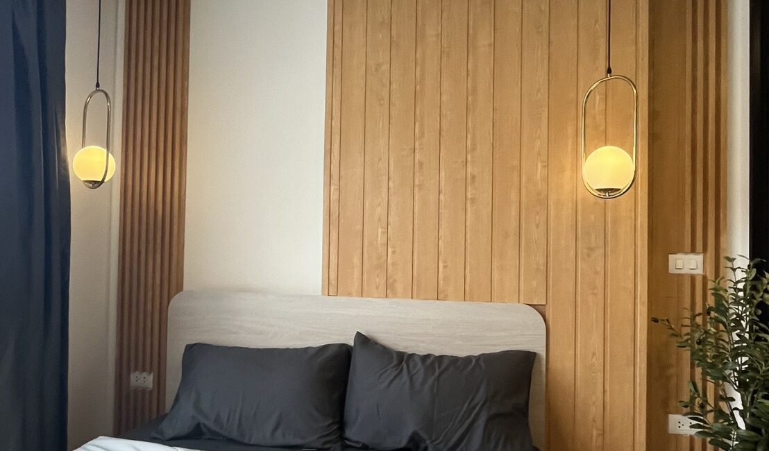 bedroom02
