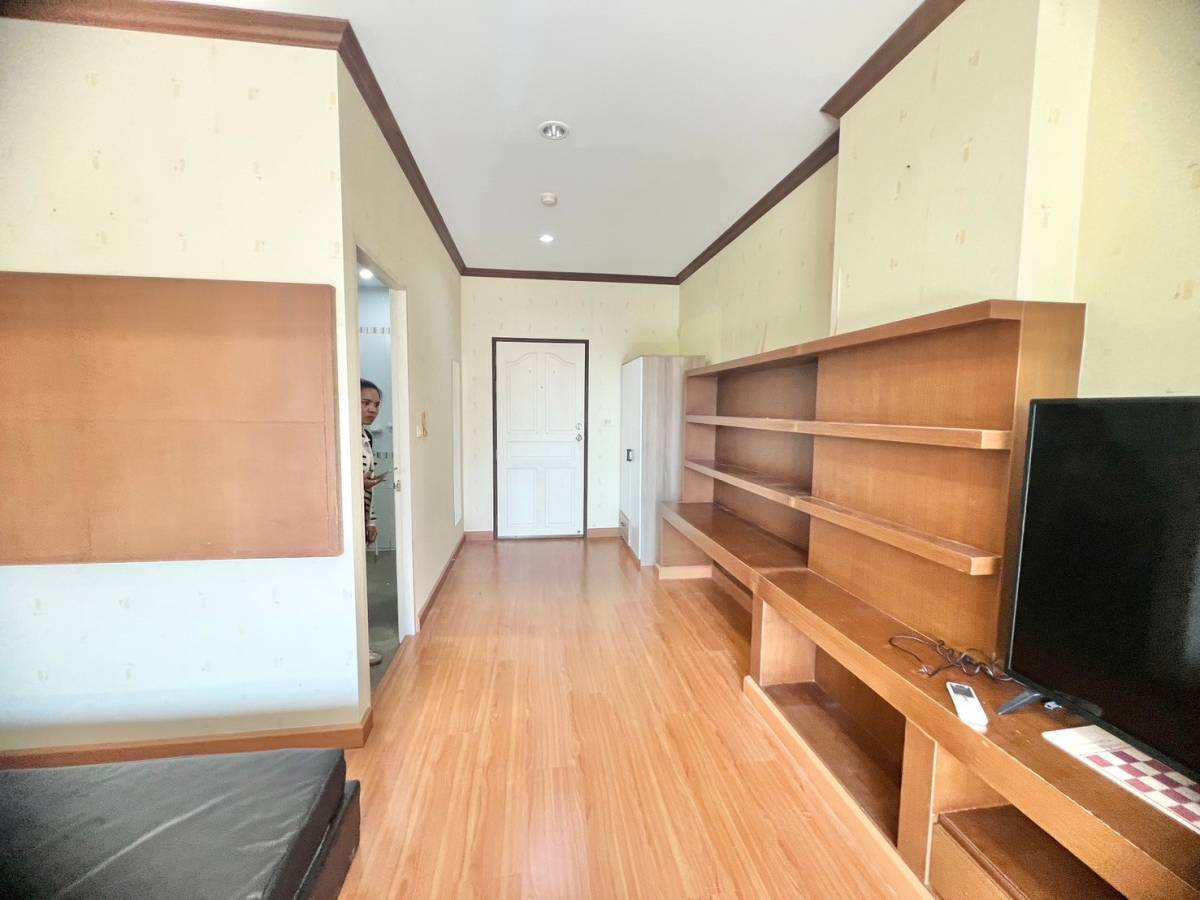 dbf136e381c643209946d34d5edf8200-1