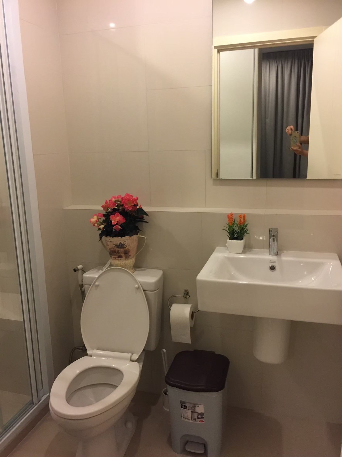 de26a810f3ff4ce082b080bc56be8f6e-3