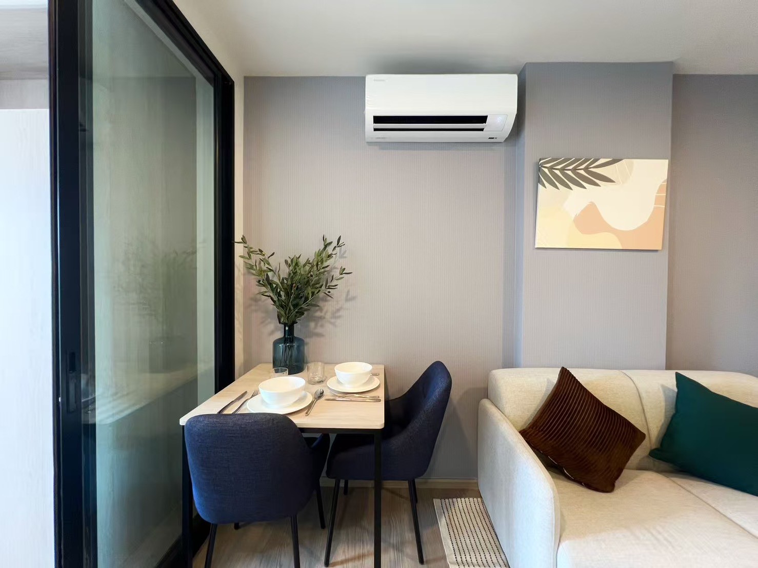 e72f577c9ace4083bb1d723d70960c42-2