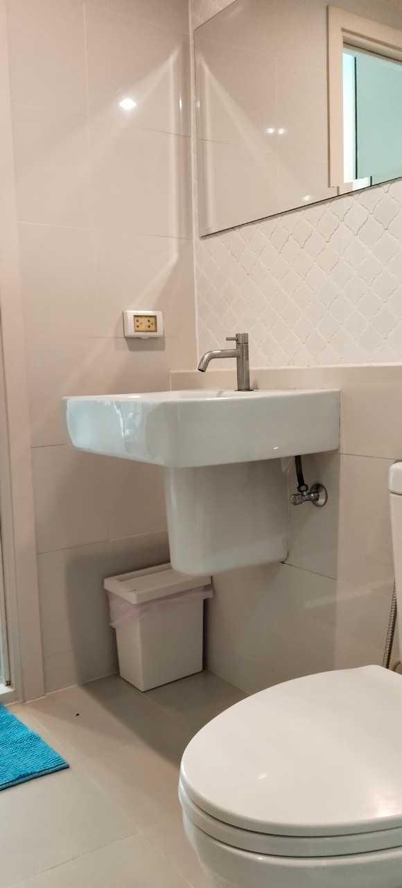 e740678fe74a42729aaceba837ed6f2d-2