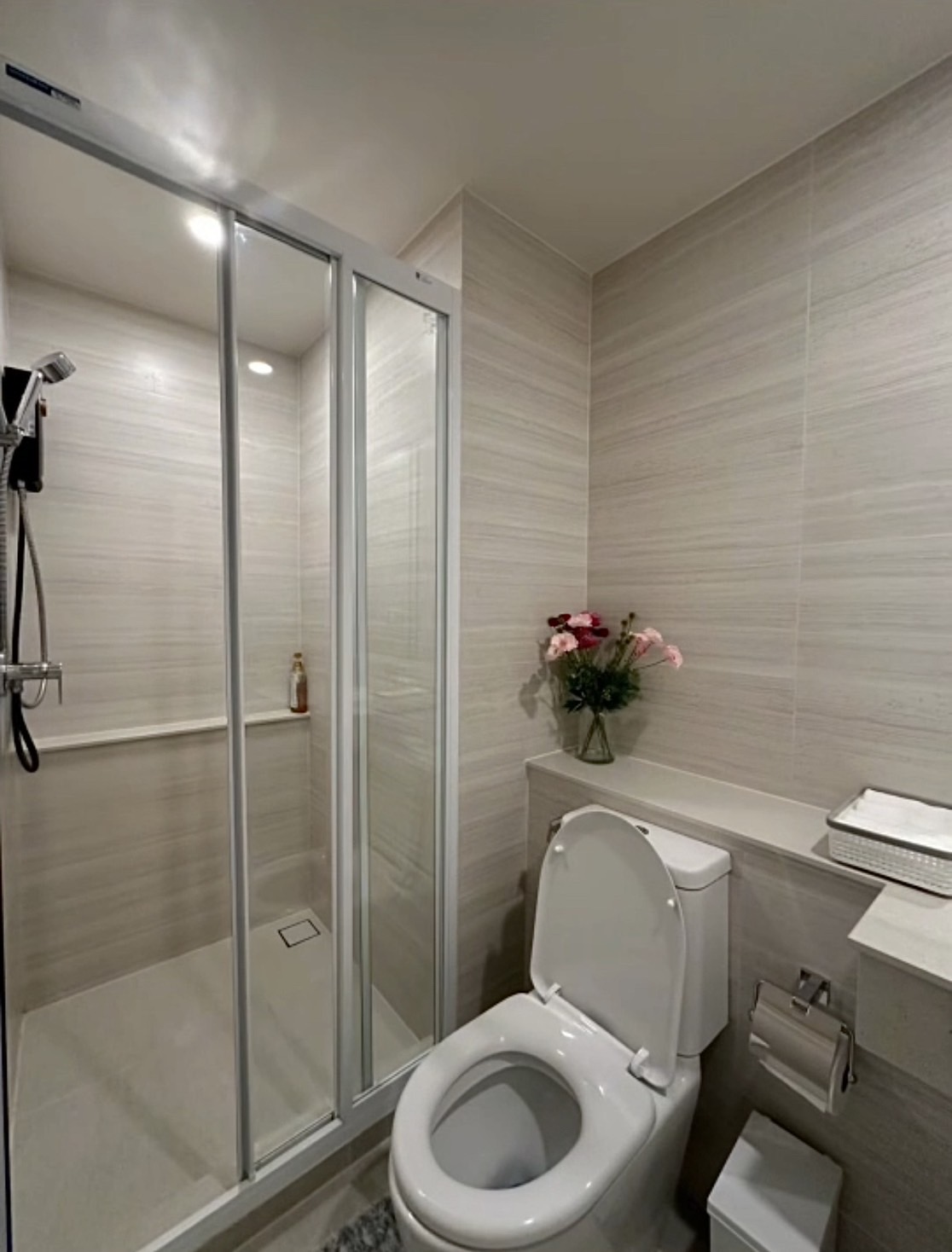 03a12c4cf0a848509a8d8a415ba130e0-4