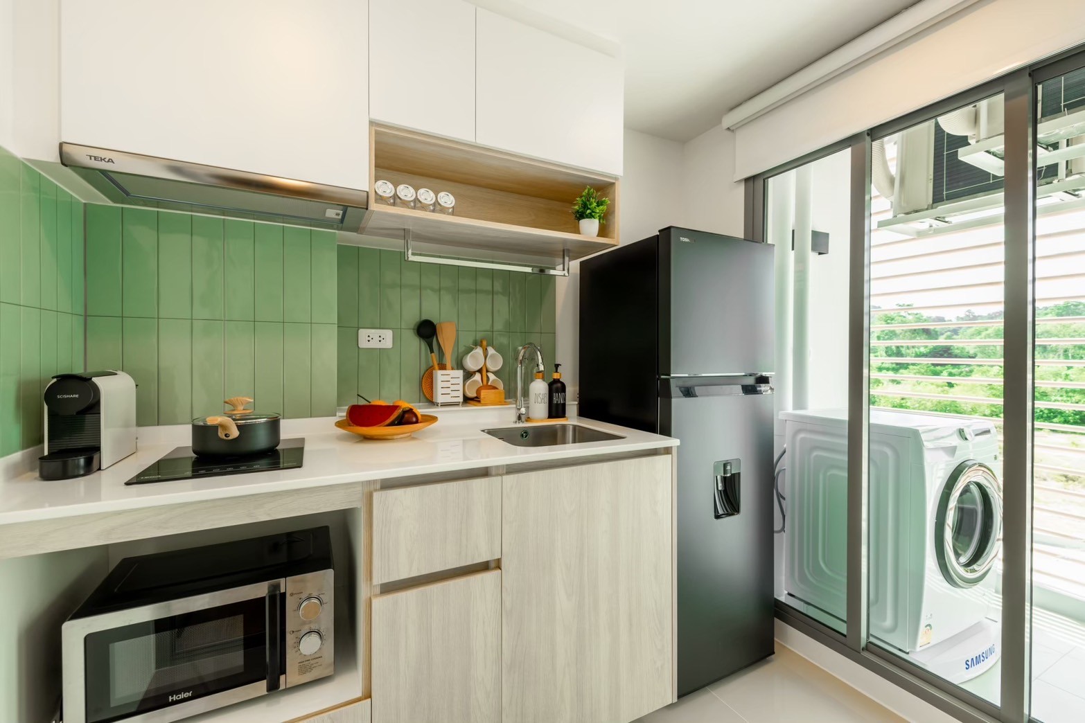 03b8230cd04e4dbb929f61ccecb45be2