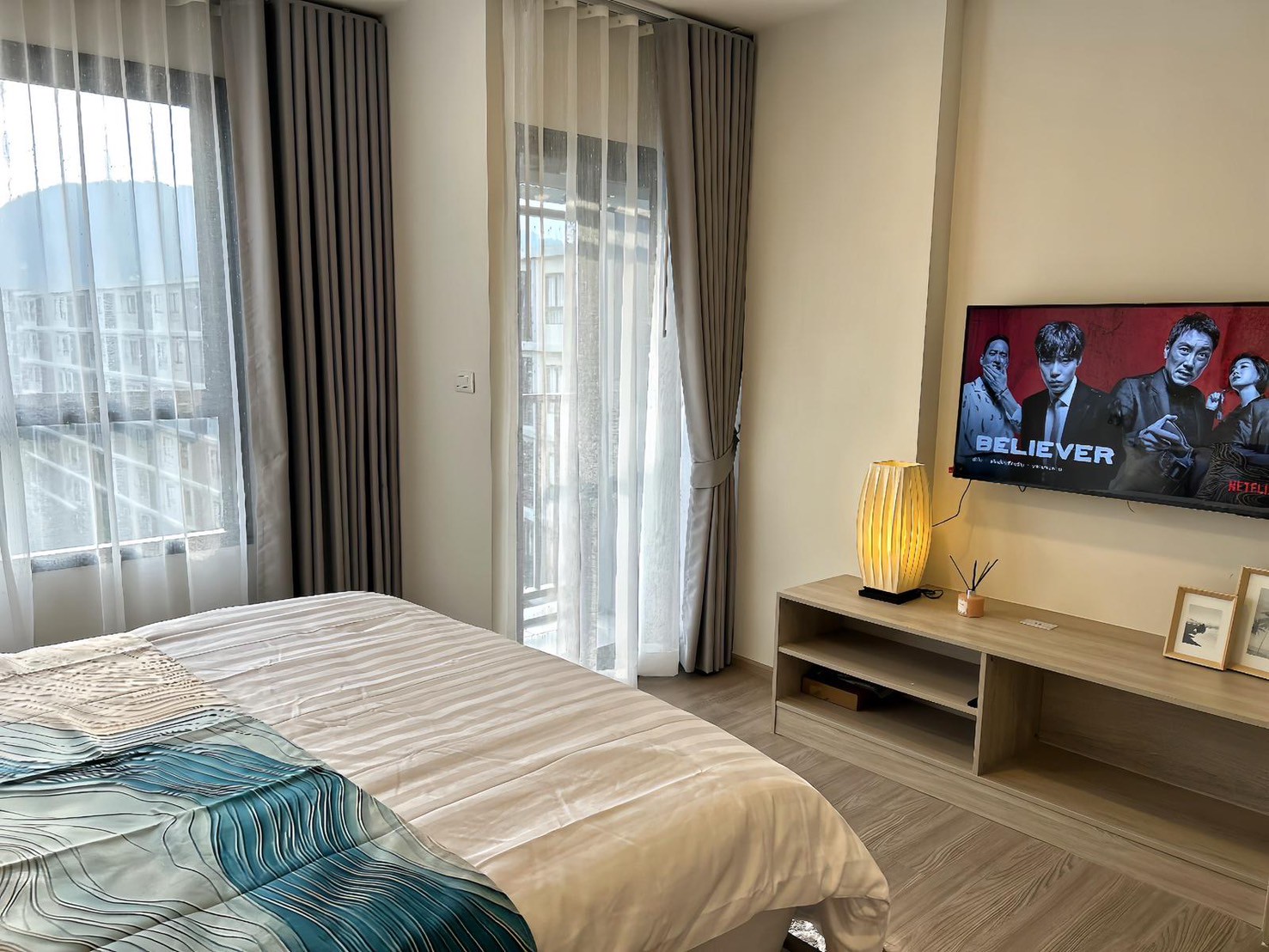 05b2cabe2c324603a4a9ddc391001b4b-3