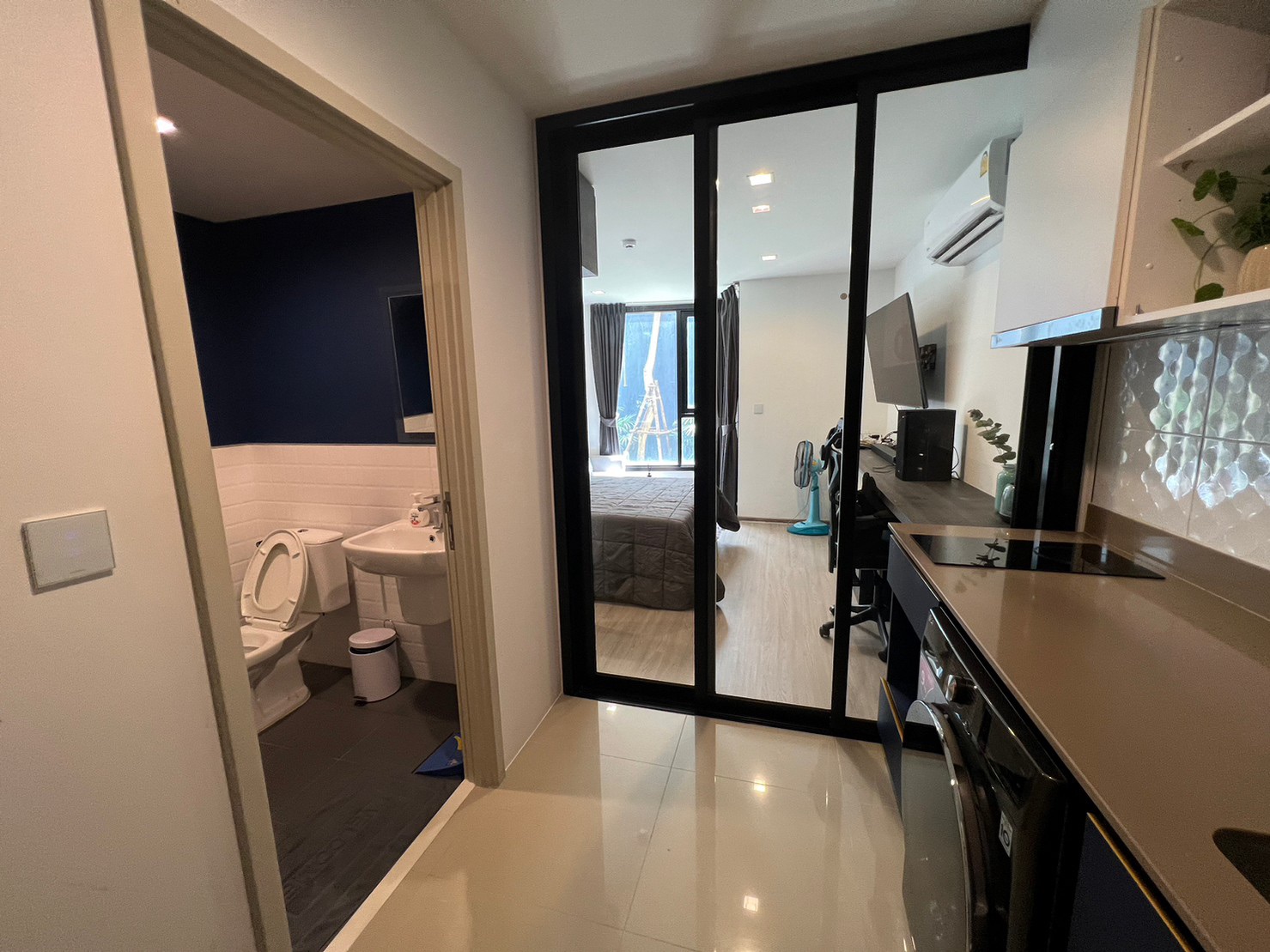 0663acbe64bd4577a2cc5ea324d8f32e