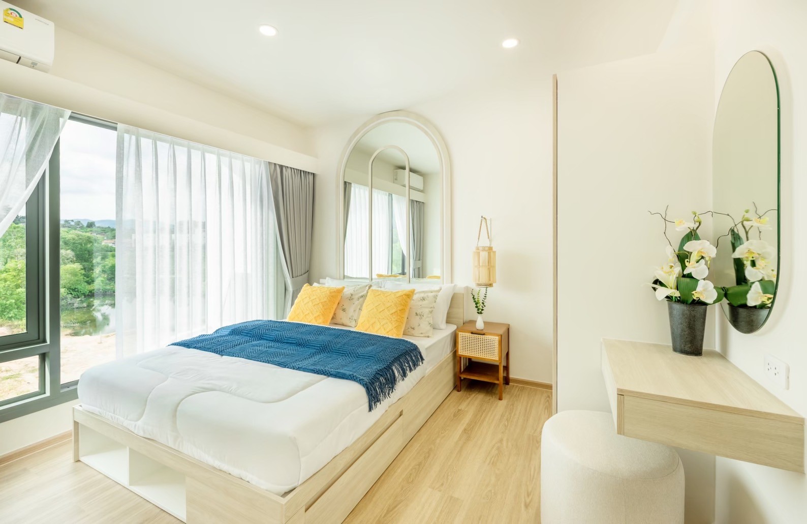 07f18990841a4945ad59497c8d30ea94