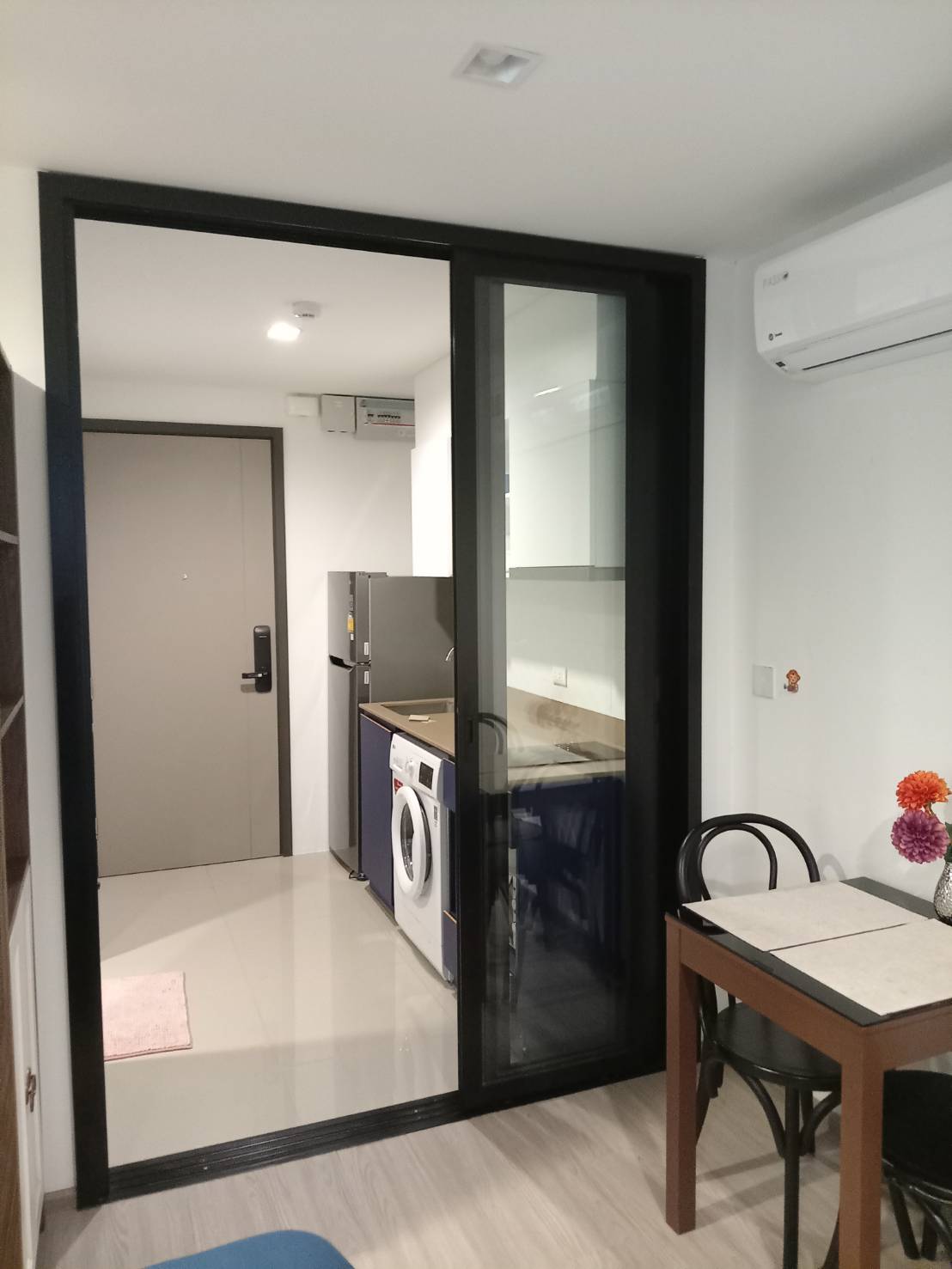 0e20192b5f144b3097f73761e5f3d18d