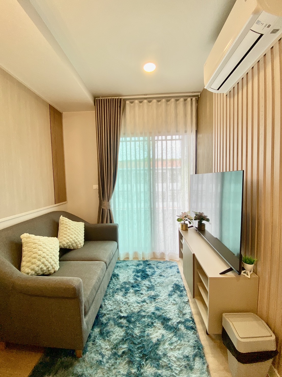 0e37f564369f4fe299af951f7e050cc7