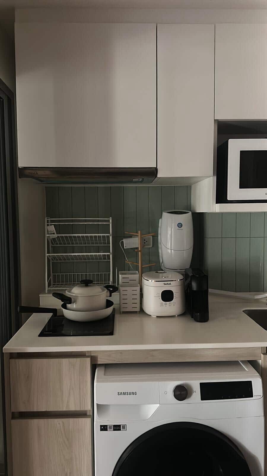 12b6423fd623408ba15abcf2fc468f7c