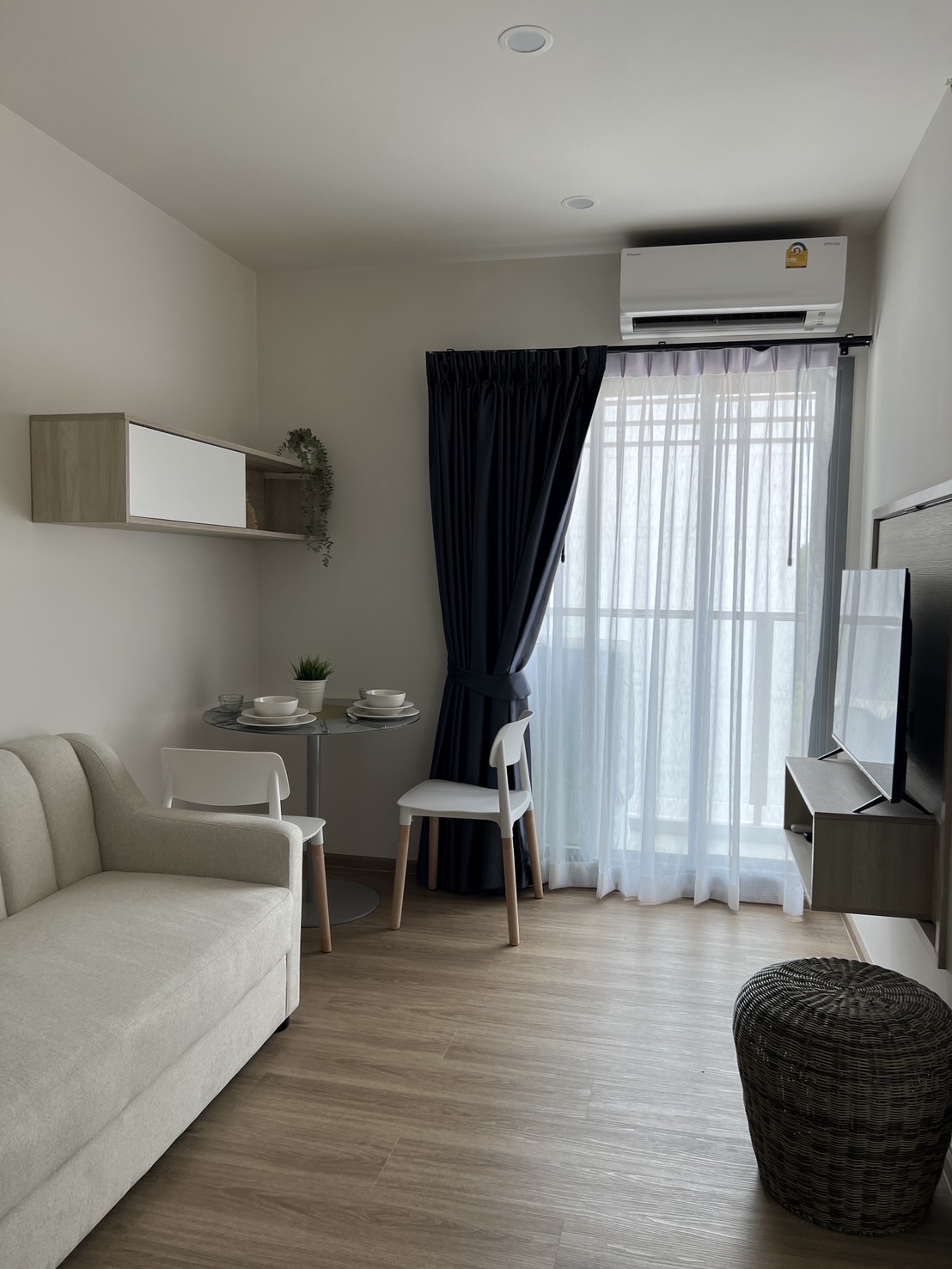 15651734bfd942fe94d69998fab4ce1a