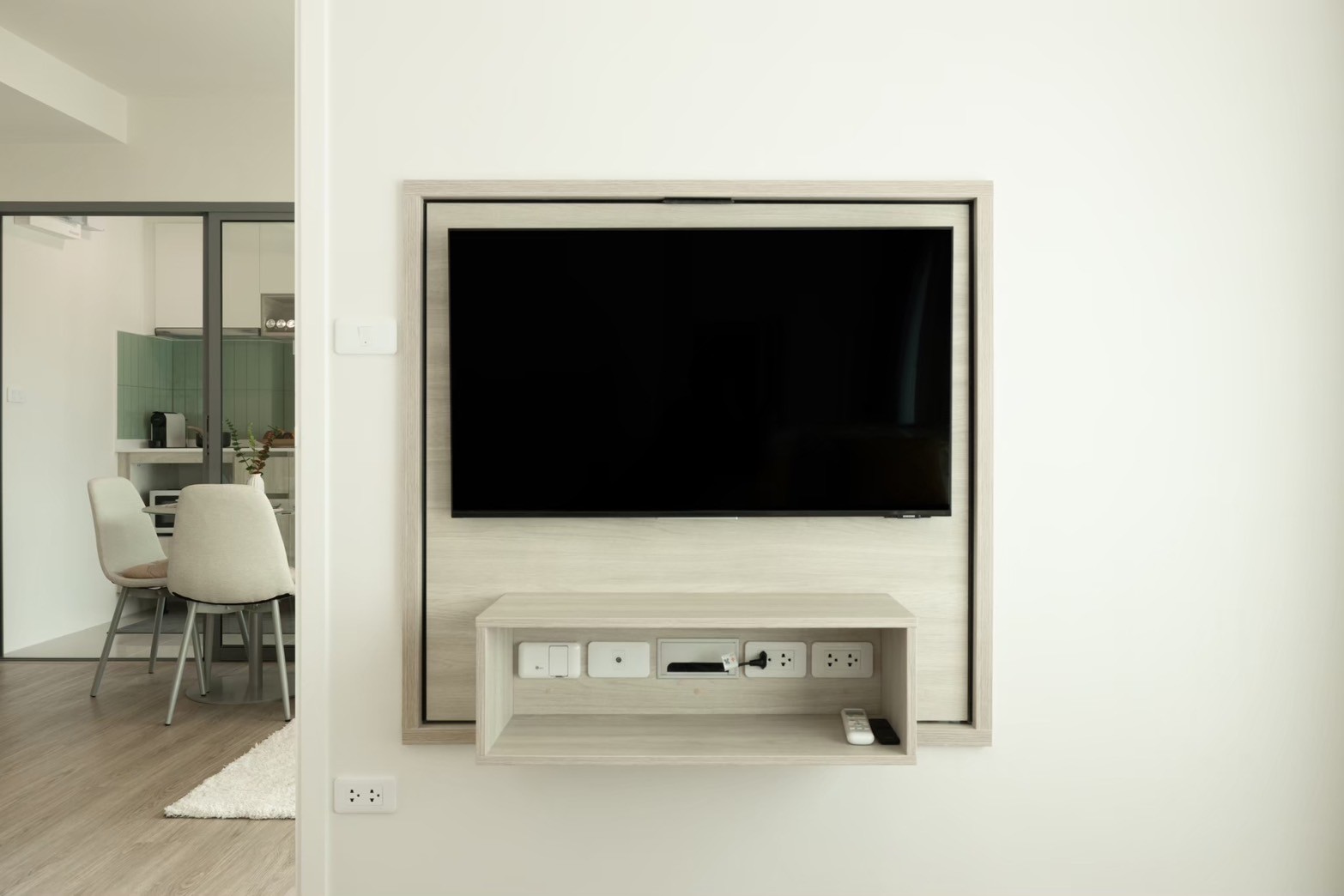 17368788b6de487aa4a4dfce5e2bbd70