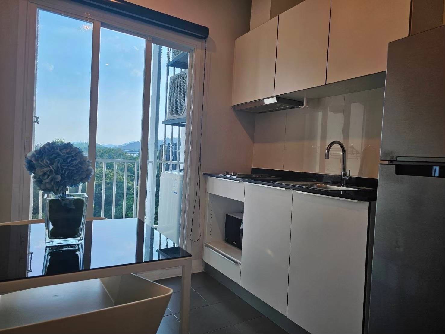 185d34585d7d41119007f3e4b0c9b99f-1