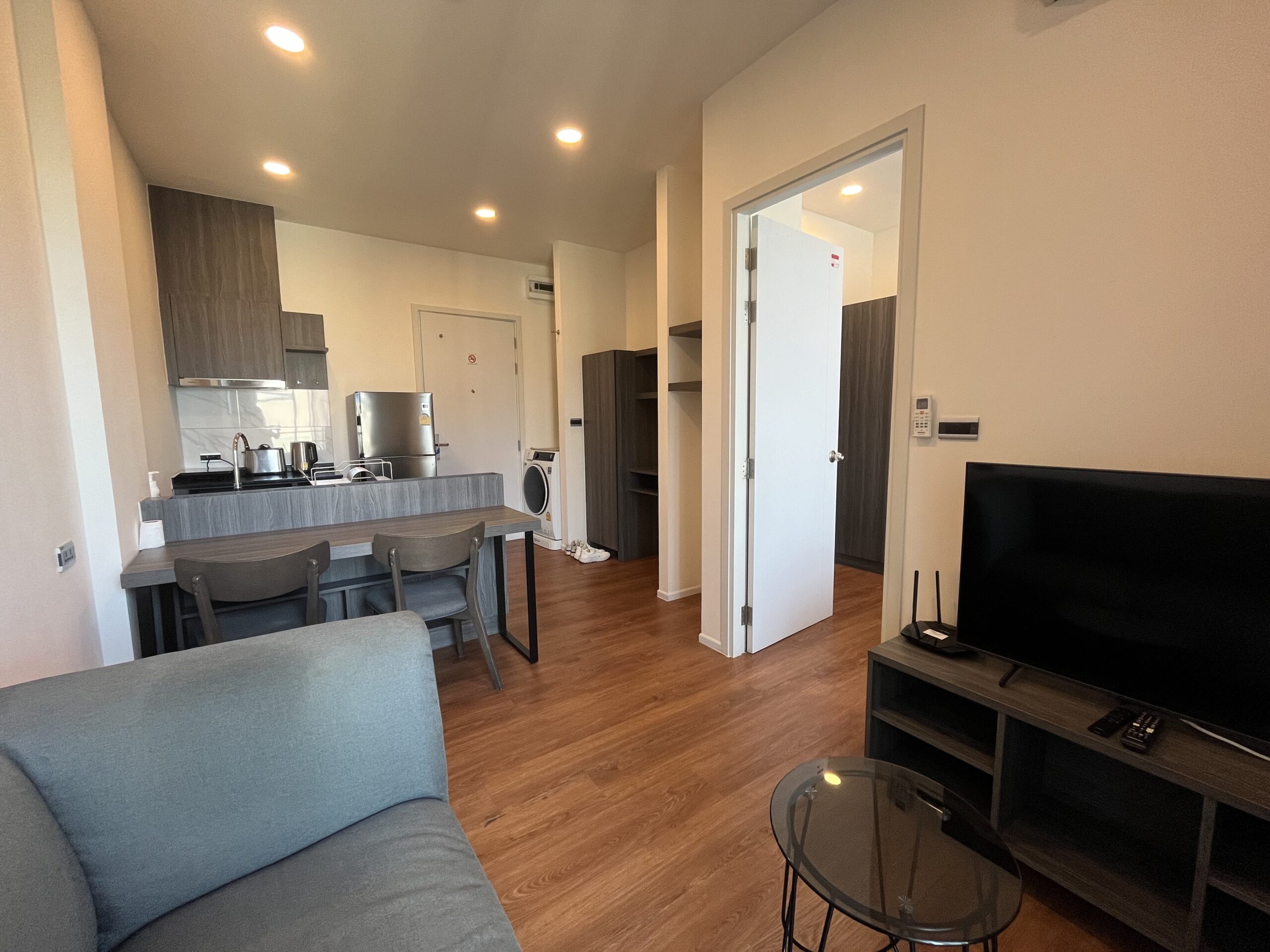 19538ad81f3b4c96acd5f3d33cf63164