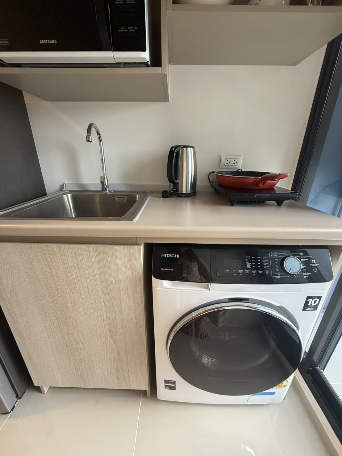 1bc084391a4240a3ac28449b23d2a238