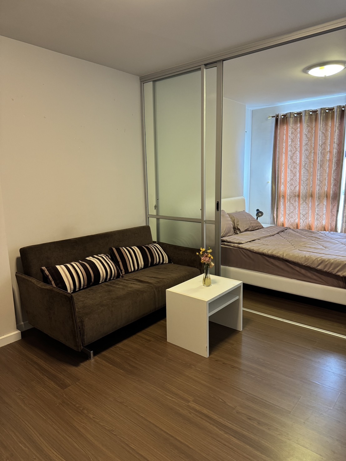 1d0bca372bb345cdb231f593024ca0a4