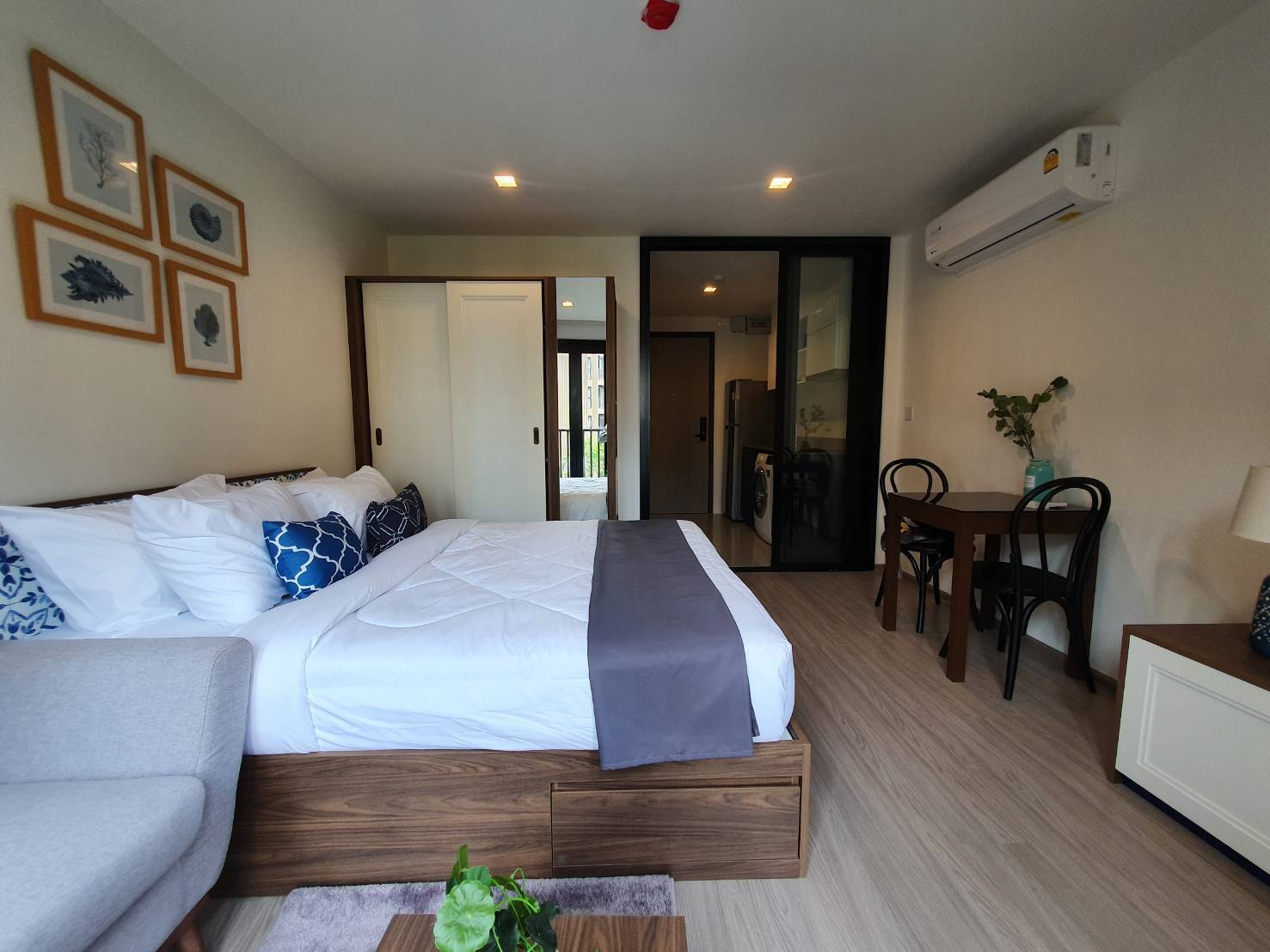 1d7da2b5577347daaf07e908d1911d2b