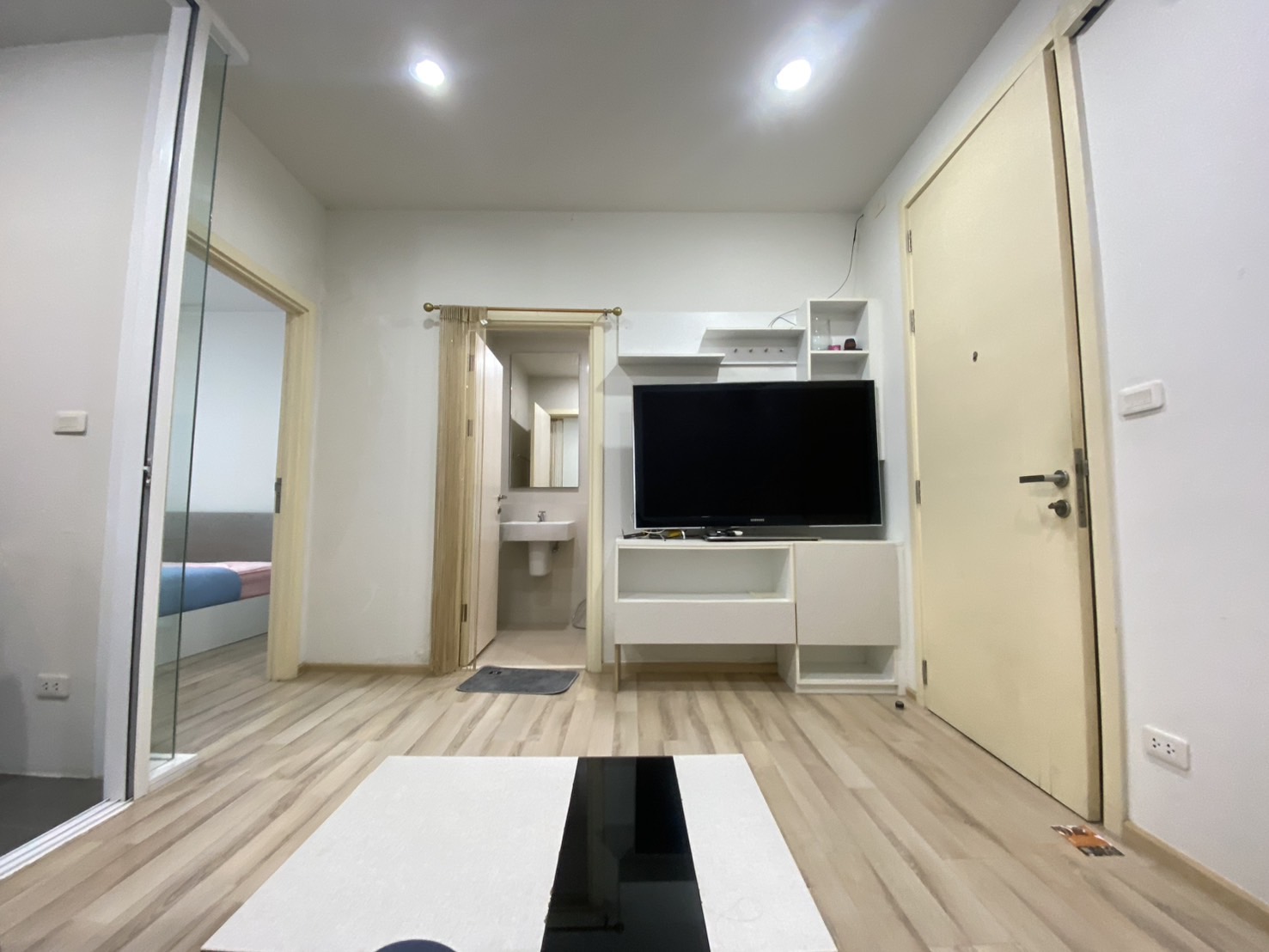 1f21b278de4145b5aba875e730997151