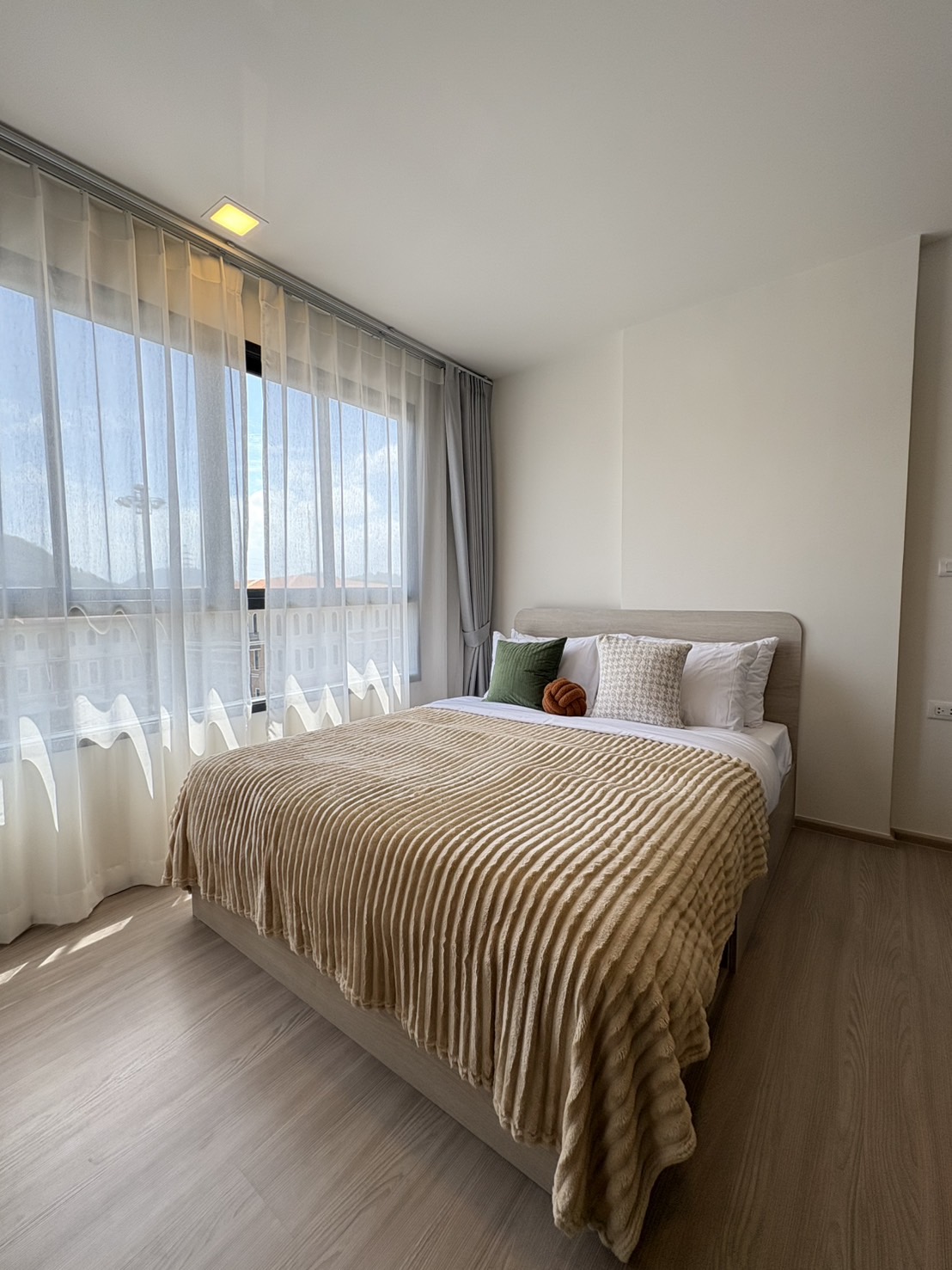 2ce7453763d441839ada79ed7f52b86b-1