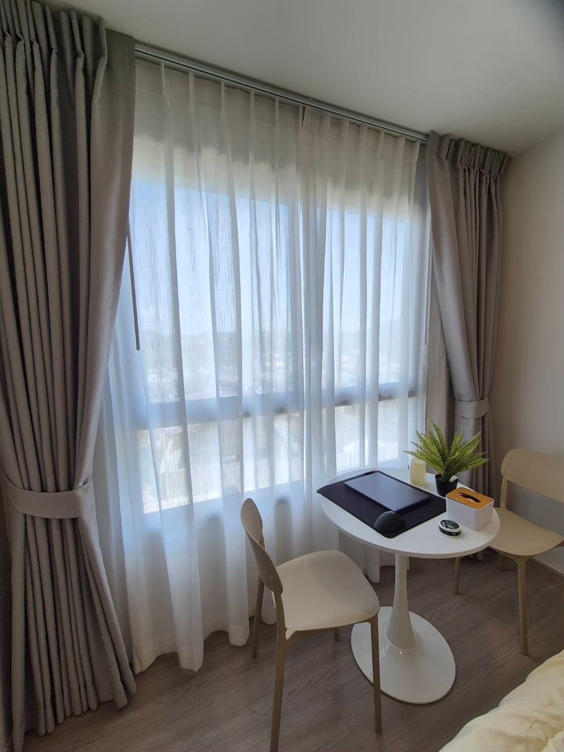 33509030e1f04824a02c22e5dfb2fe5d-1